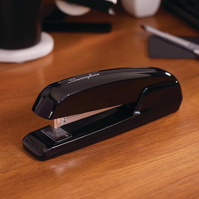 Swingline Stapler, Office Desk Stapler, 20 Sheet Paper Capacity, Heavy Duty - Image 4